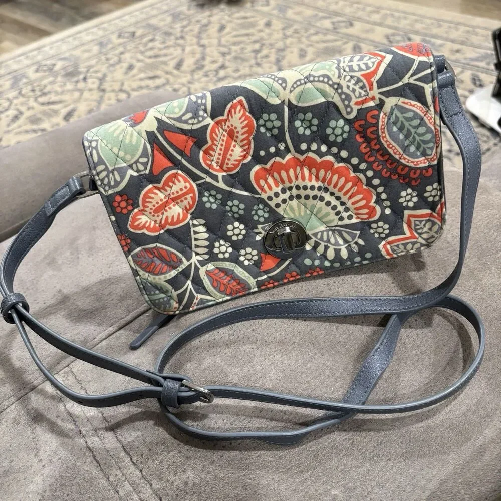 Vera bradley crossbody